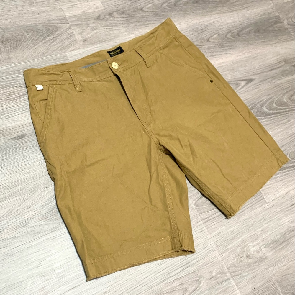 CPO Provisions Men's Chino Khaki Tan Shorts Size 34